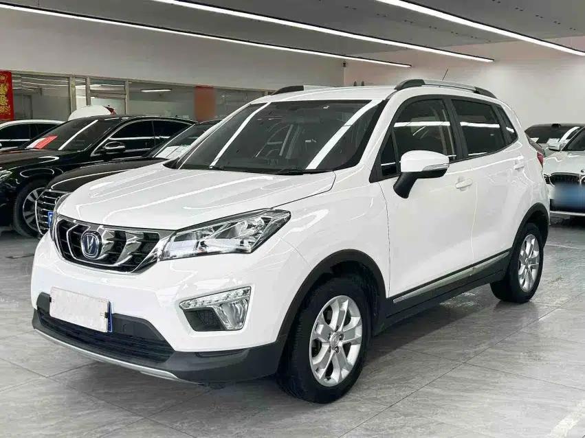 CHANGAN CS15 2016 1.5L Automatic Fashion Edition — миниатюра 1