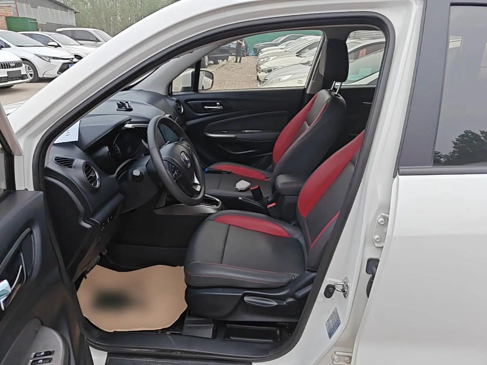 CHANGAN CS15 2016 1.5L Automatic Fashion Edition — миниатюра 15