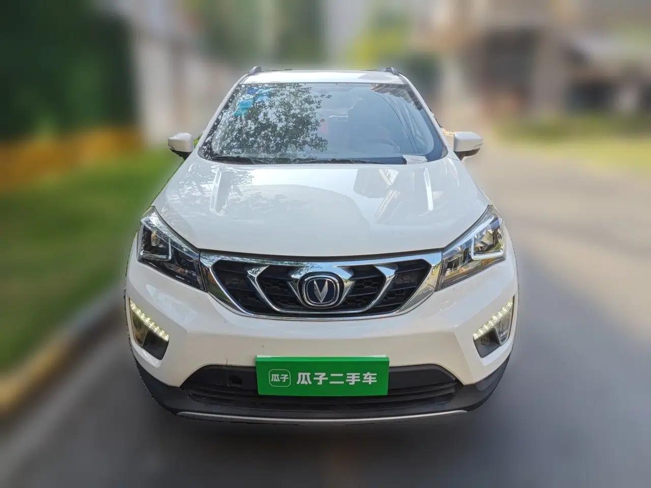 CHANGAN CS15 2016 1.5L Manual Fashion Edition — миниатюра 2
