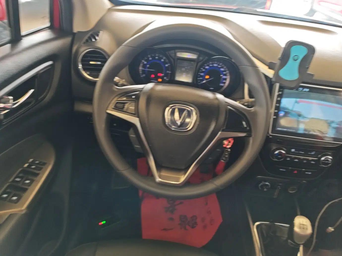 CHANGAN CS15 2016 1.5L Manual Fashion Edition — миниатюра 14