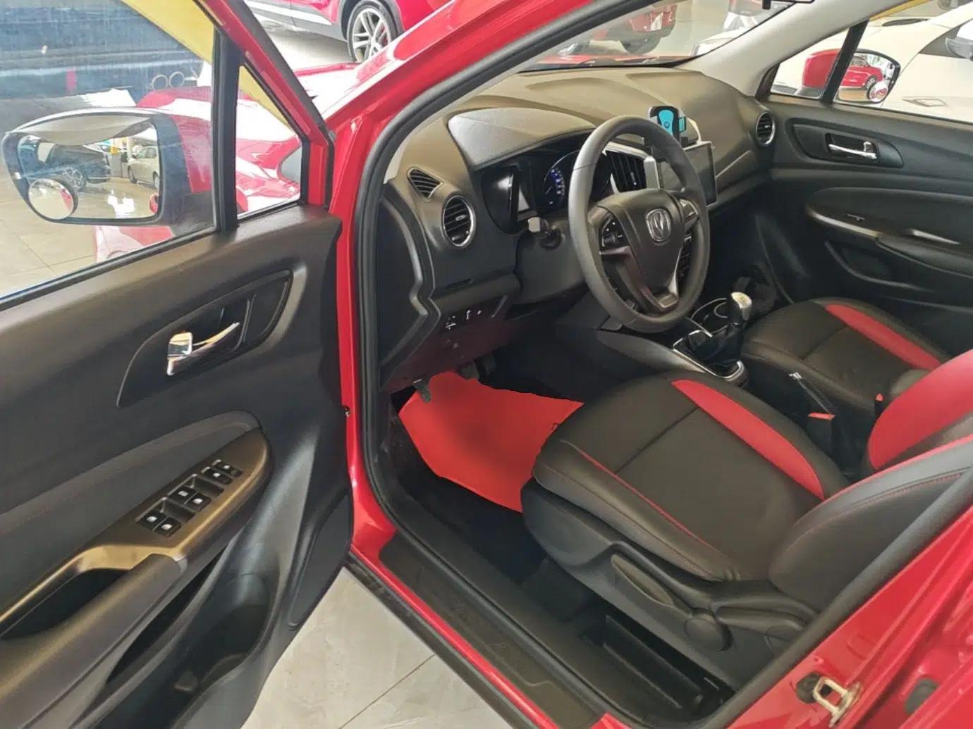 CHANGAN CS15 2016 1.5L Manual Fashion Edition — миниатюра 19