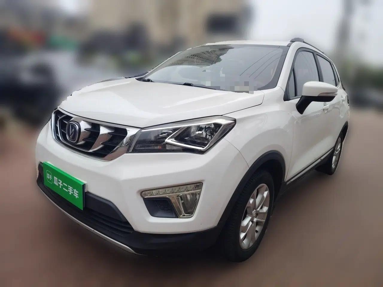 CHANGAN CS15 2017 1.5L Automatic Luxury Model with Sunroof — миниатюра 1