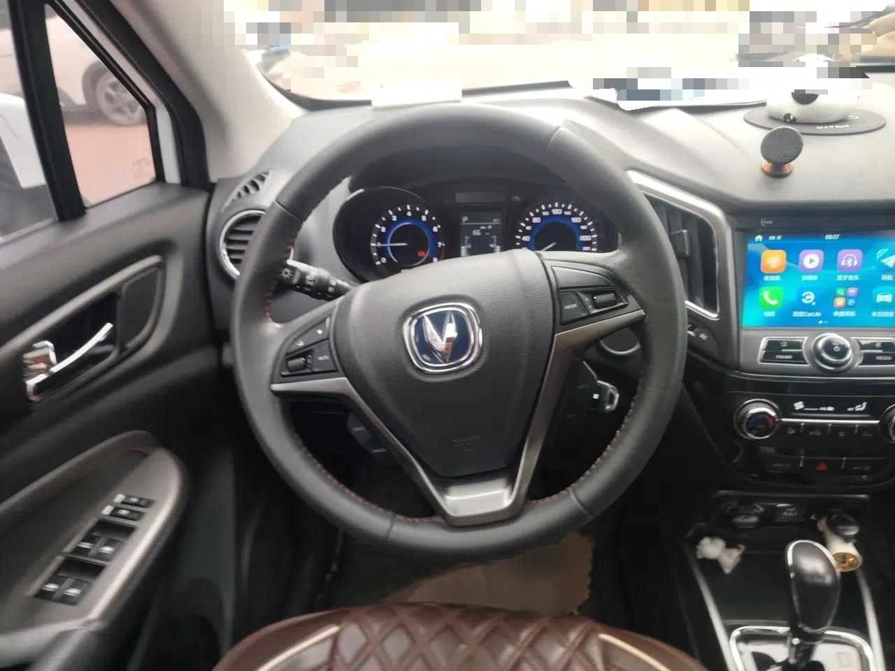 CHANGAN CS15 2017 1.5L Automatic Luxury Model with Sunroof — миниатюра 11
