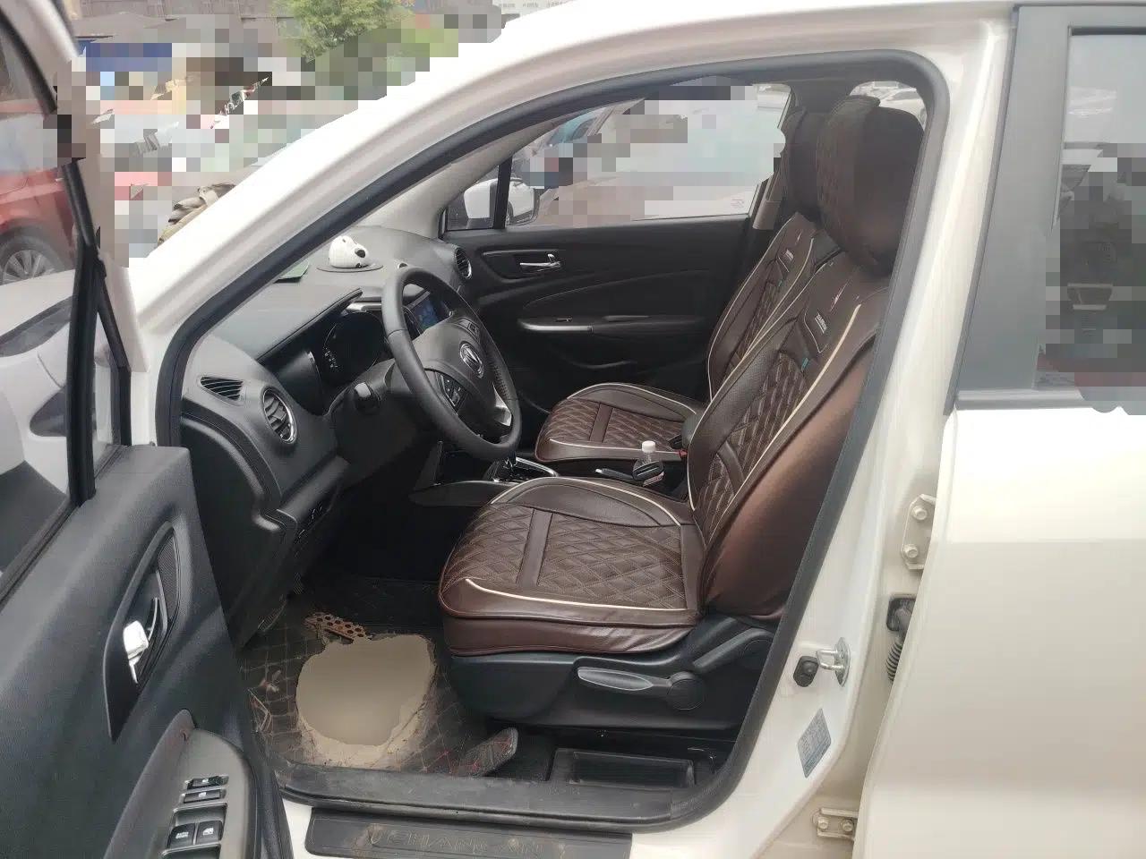 CHANGAN CS15 2017 1.5L Automatic Luxury Model with Sunroof — миниатюра 16