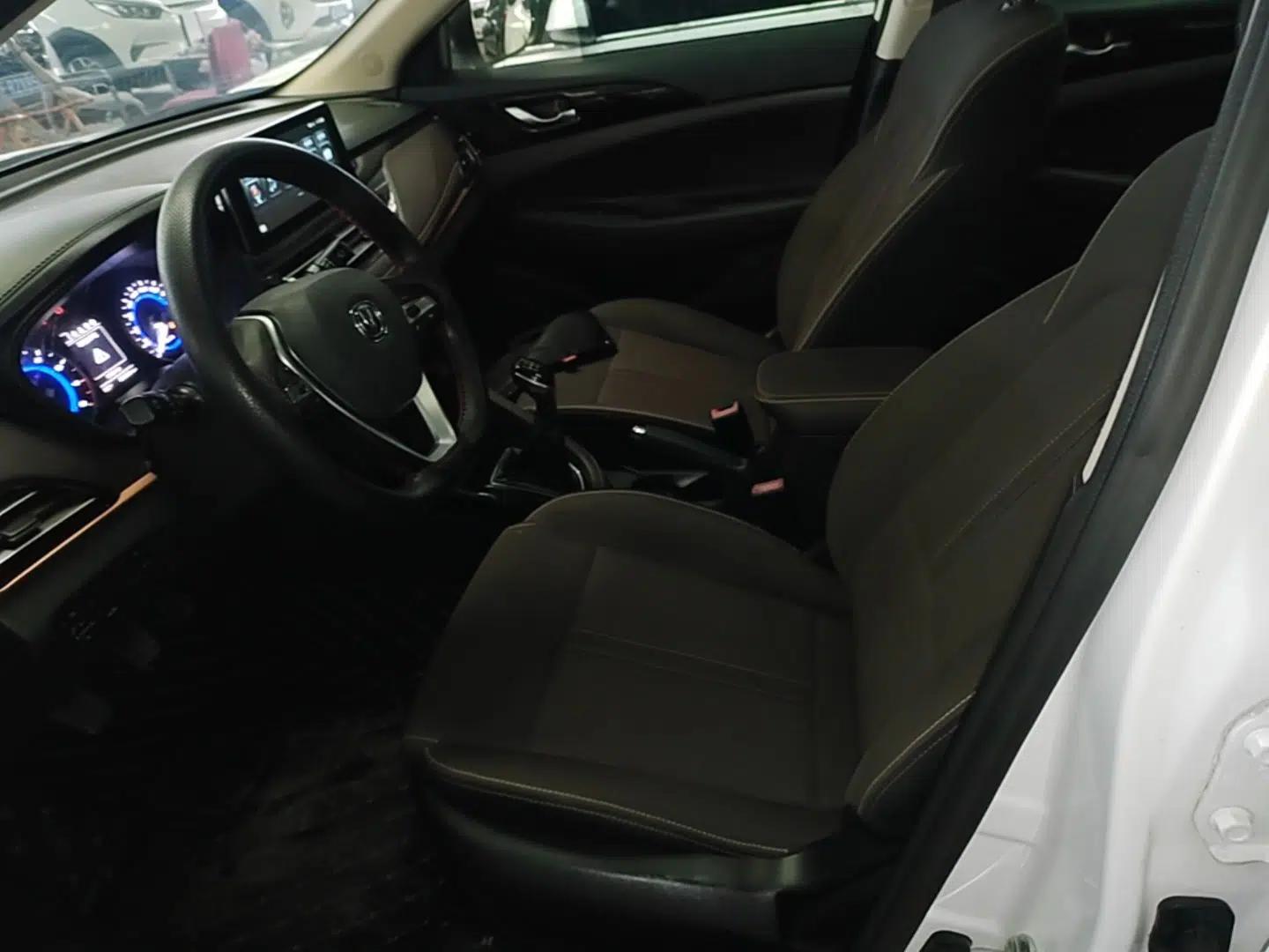CHANGAN Eado DT 2019 1.6L Manual Comfort Model China VI Standard — миниатюра 18