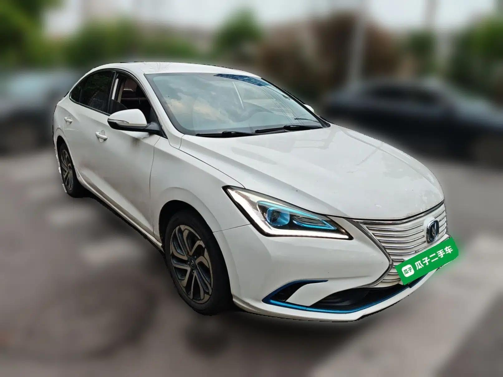 CHANGAN Eado New Energy 2019 EV460 Smart Edition — миниатюра 3