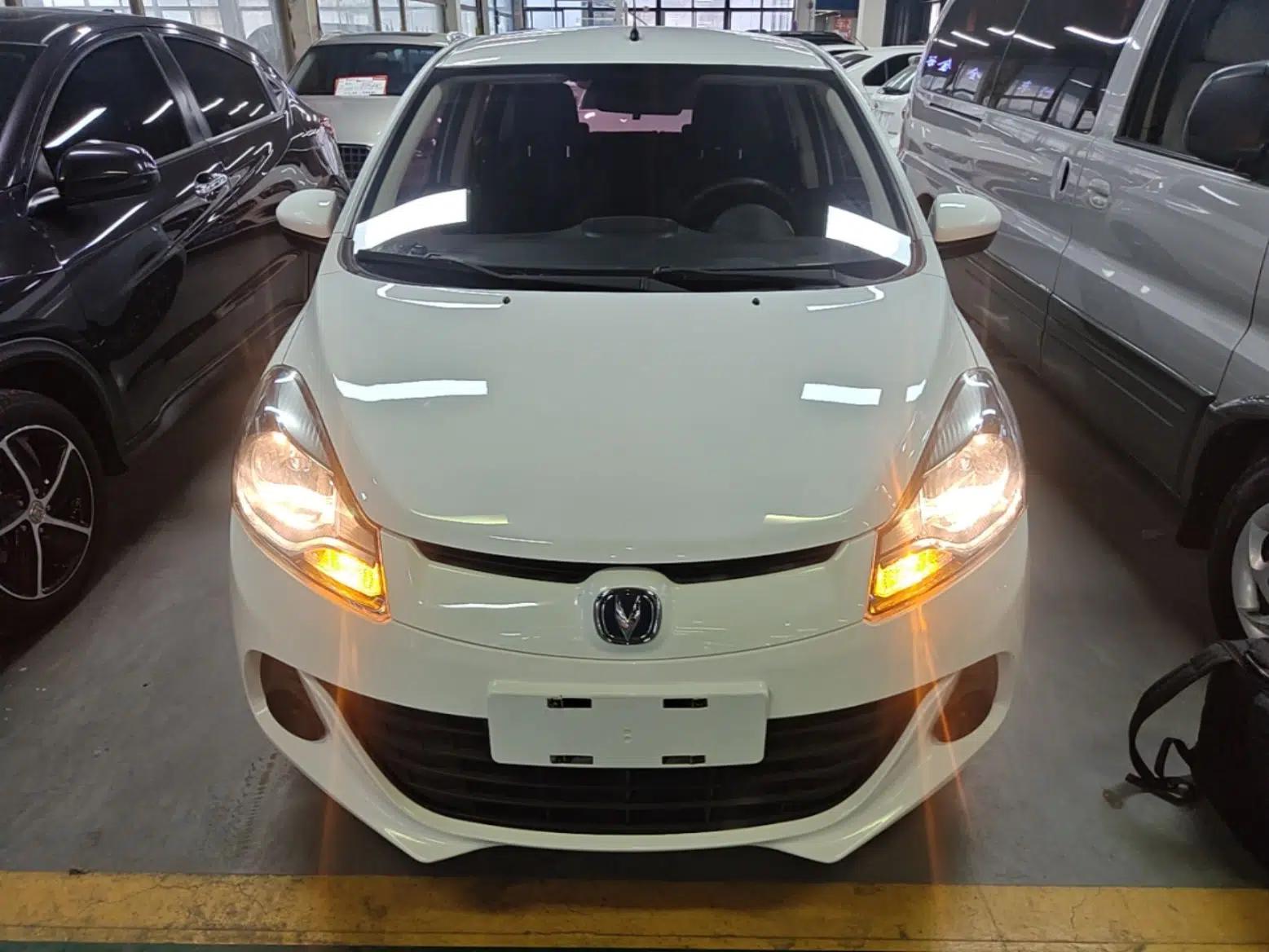 CHANGAN Benni 2015 1.4L IMT Luxury Model China V Standard — миниатюра 2