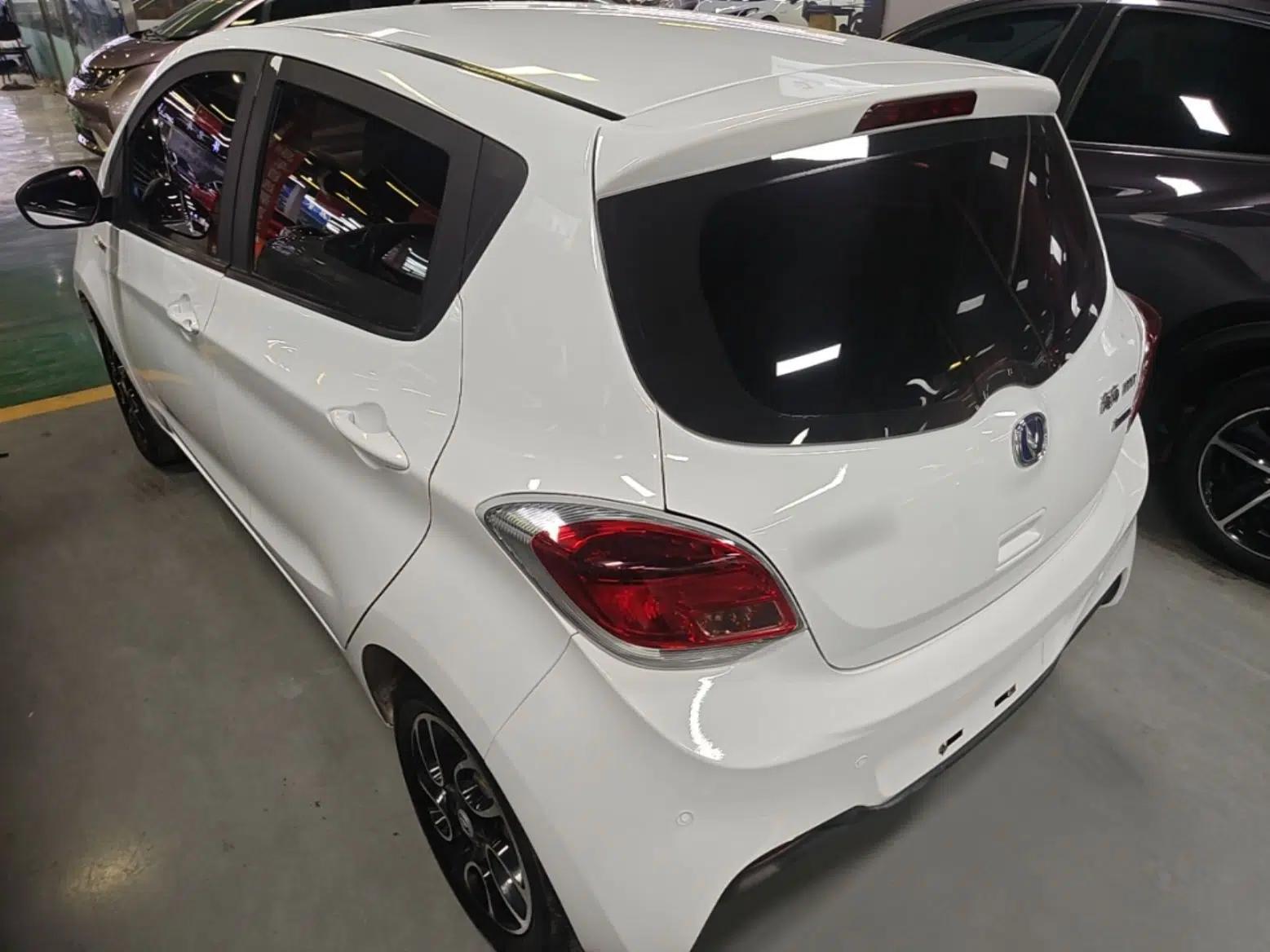 CHANGAN Benni 2015 1.4L IMT Luxury Model China V Standard — миниатюра 4
