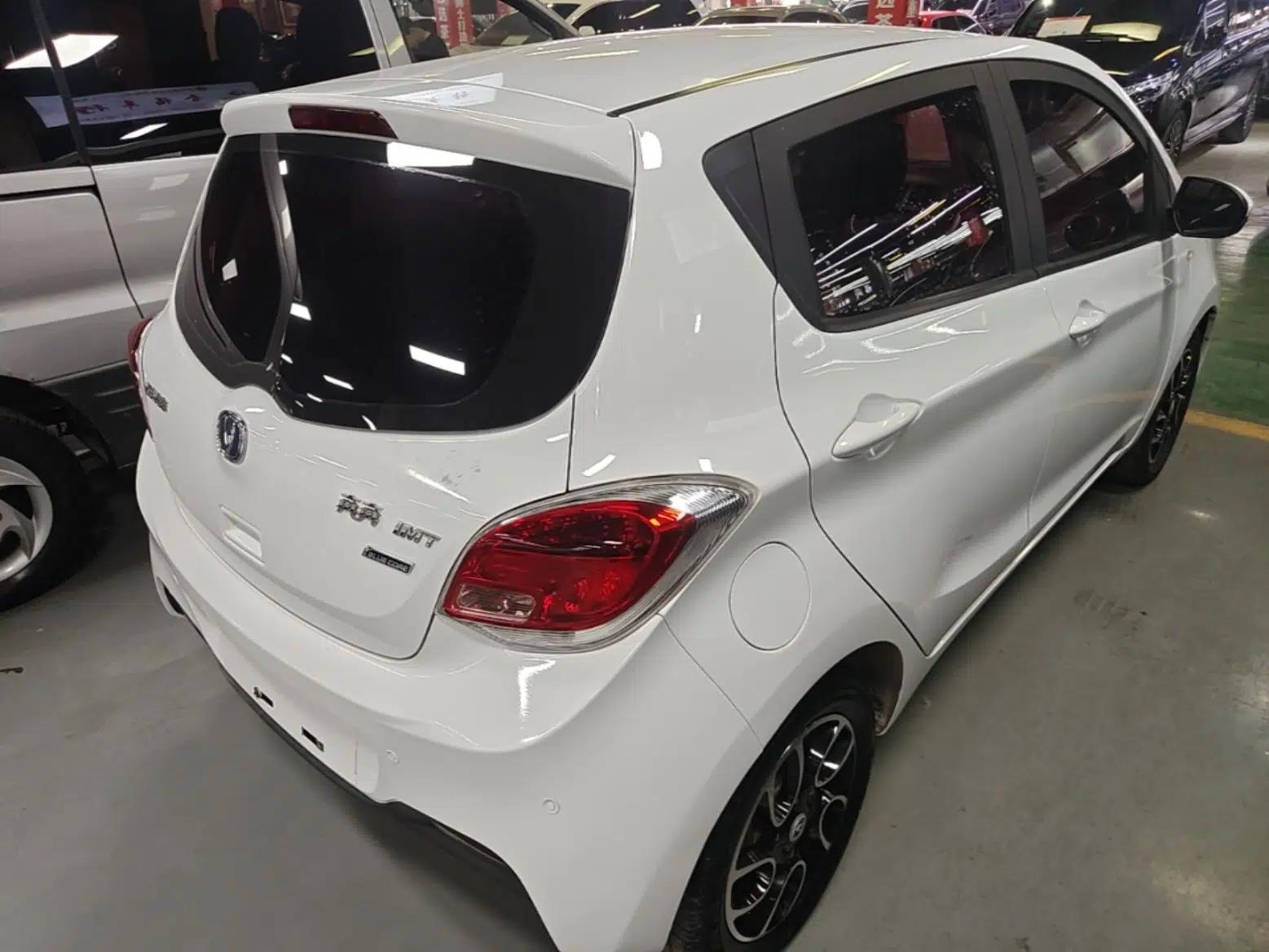 CHANGAN Benni 2015 1.4L IMT Luxury Model China V Standard — миниатюра 6