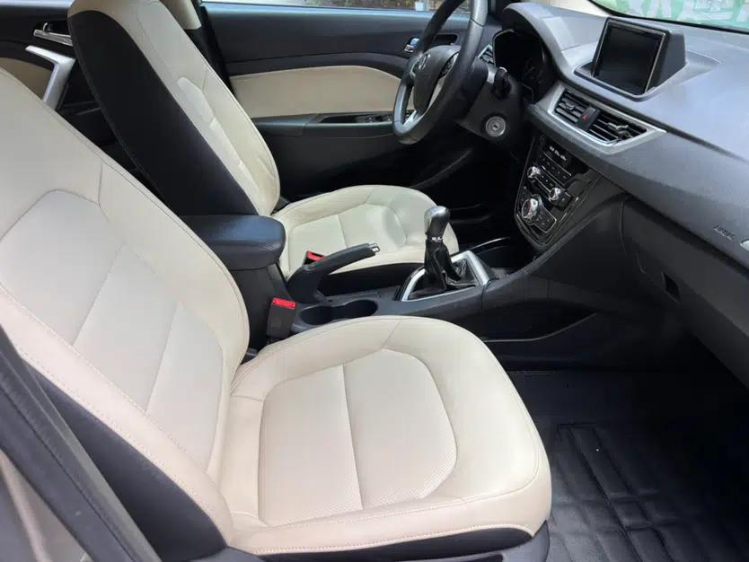 CHANGAN Alsvin V7 2016 1.6L Manual Enjoyment Model China V Standard — миниатюра 17