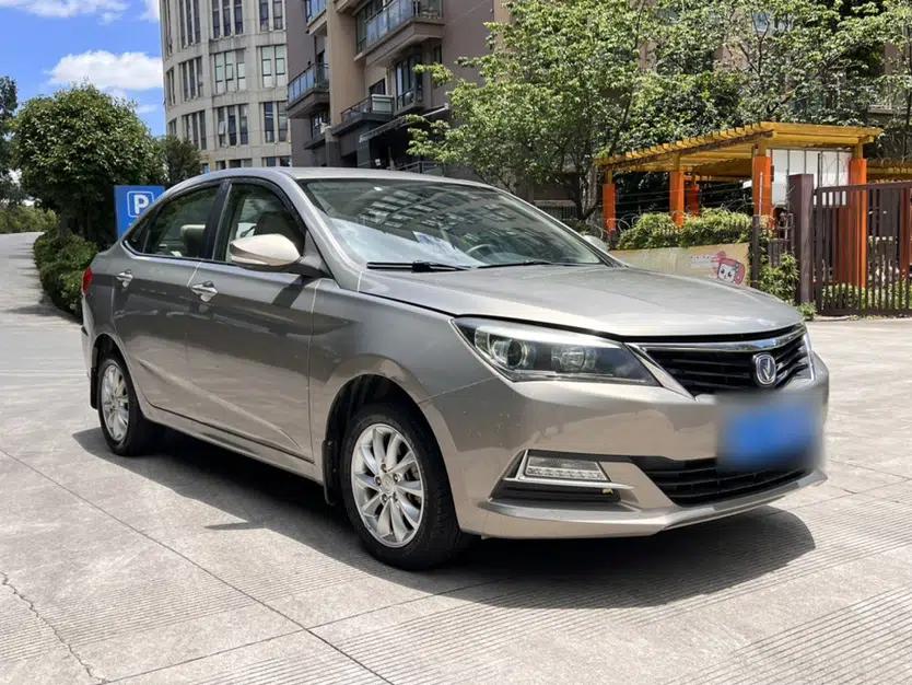 CHANGAN Alsvin V7 2016 1.6L Manual Enjoyment Model China V Standard — миниатюра 4