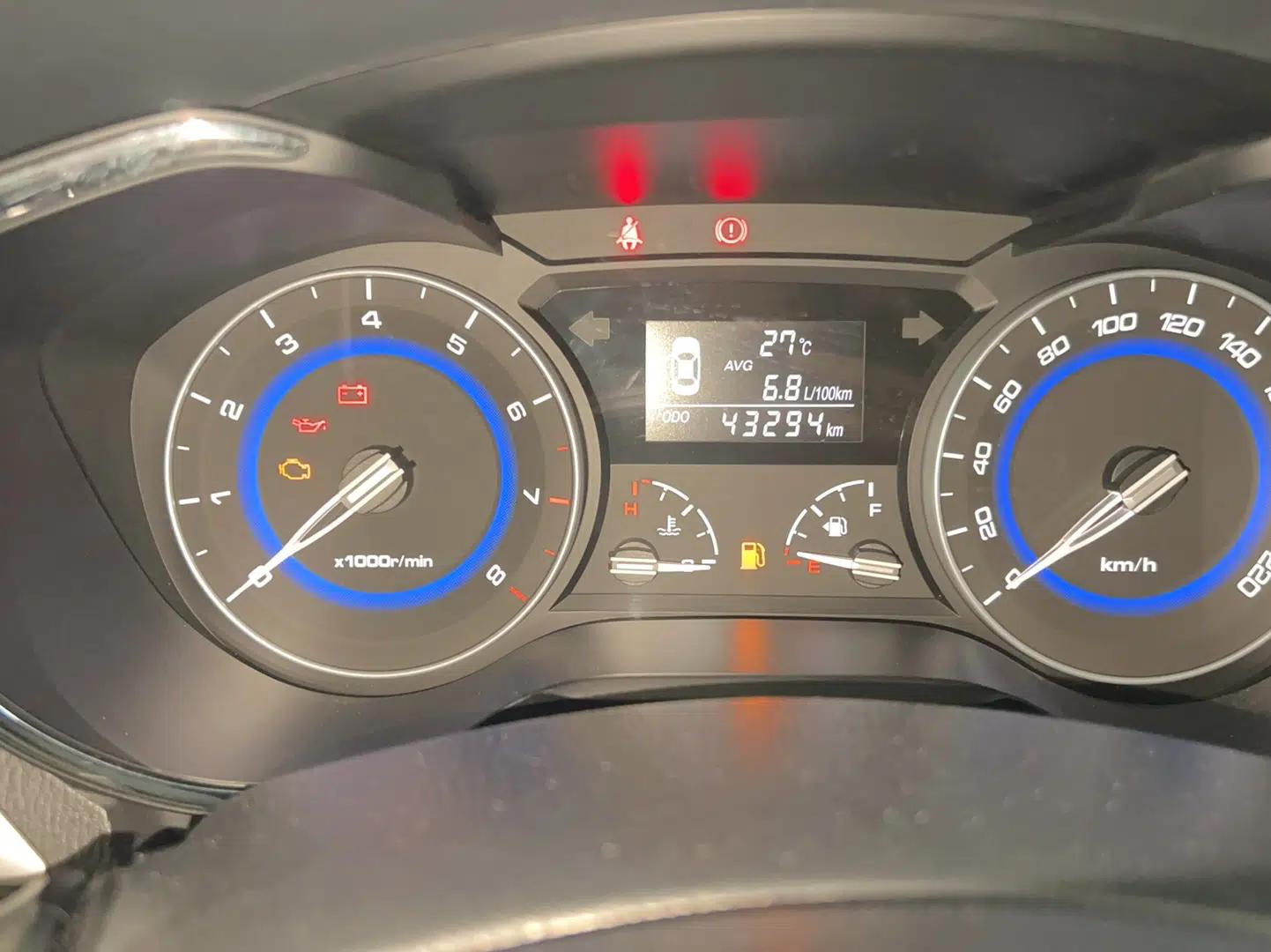 CHANGAN Alsvin V7 2016 1.6L Manual Enjoyment Model China V Standard — миниатюра 9