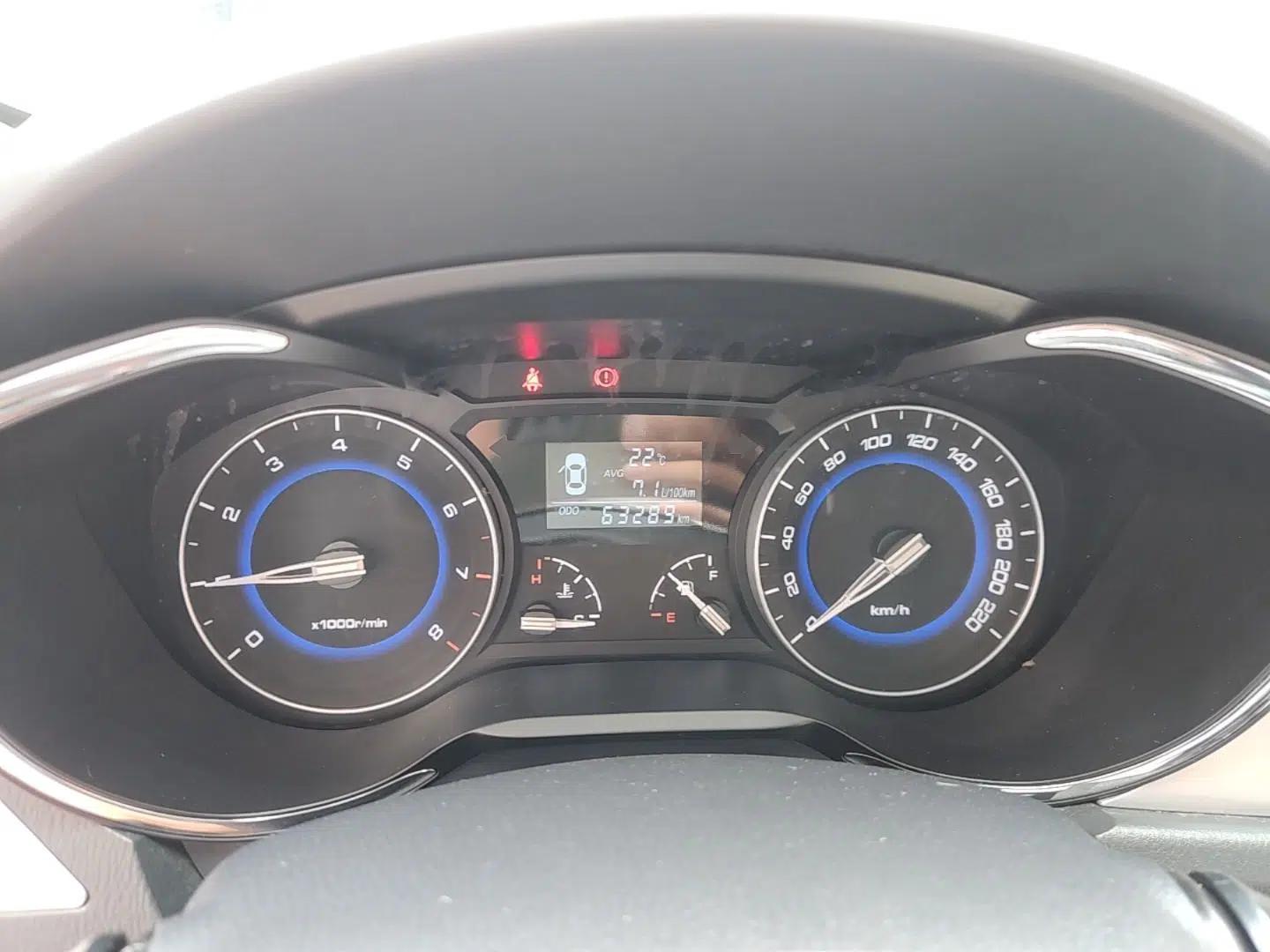 CHANGAN Alsvin V7 2016 1.6L Manual Joyride Model China V Standard — миниатюра 15