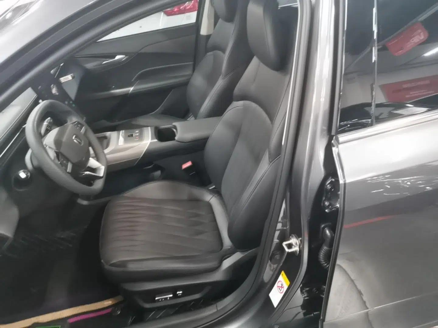 CHANGAN Eado PHEV 2025 Smart New Blue Whale 145KM Battleship Edition — миниатюра 18