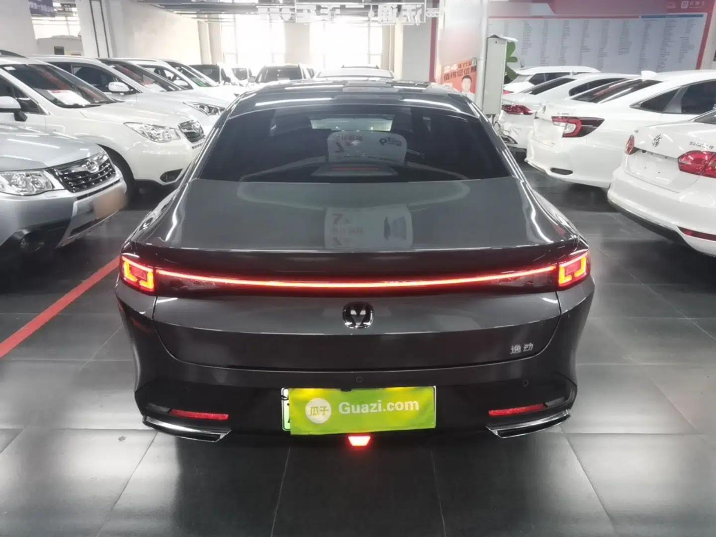 CHANGAN Eado PHEV 2025 Smart New Blue Whale 145KM Battleship Edition — миниатюра 5