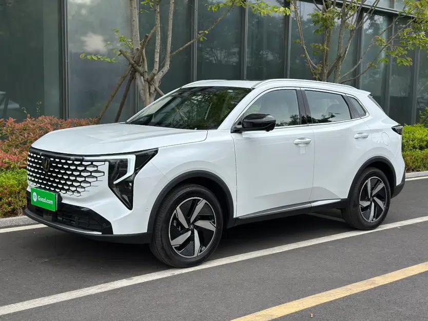 CHANGAN CS55PLUS PHEV 2026 Model, Smart New Blue Whale 125km Zhiyue Version — миниатюра 1