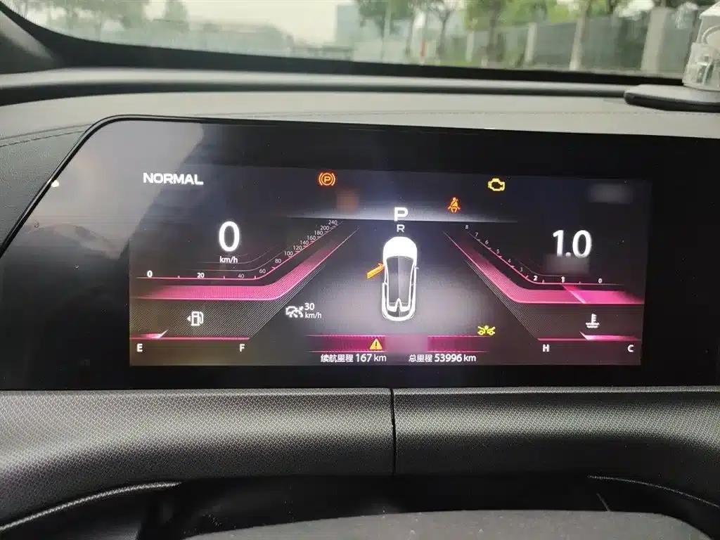 Changan UNI-T 2020 1.5T Flagship Edition — миниатюра 4