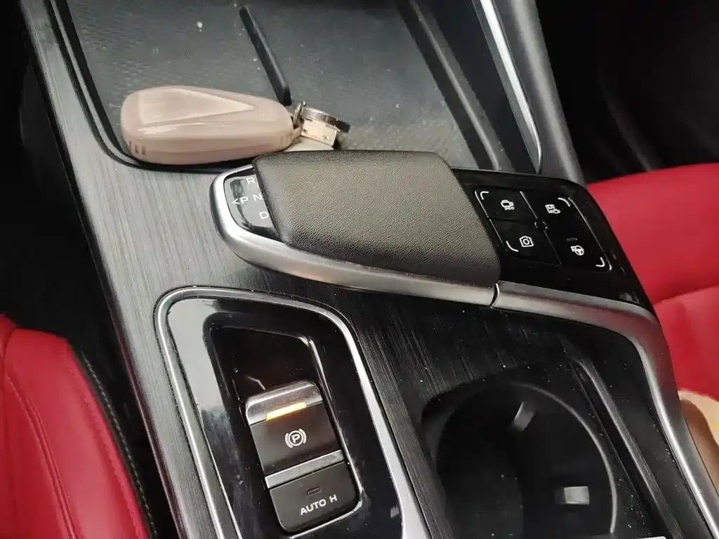 Changan UNI-T 2020 1.5T Flagship Edition — миниатюра 7