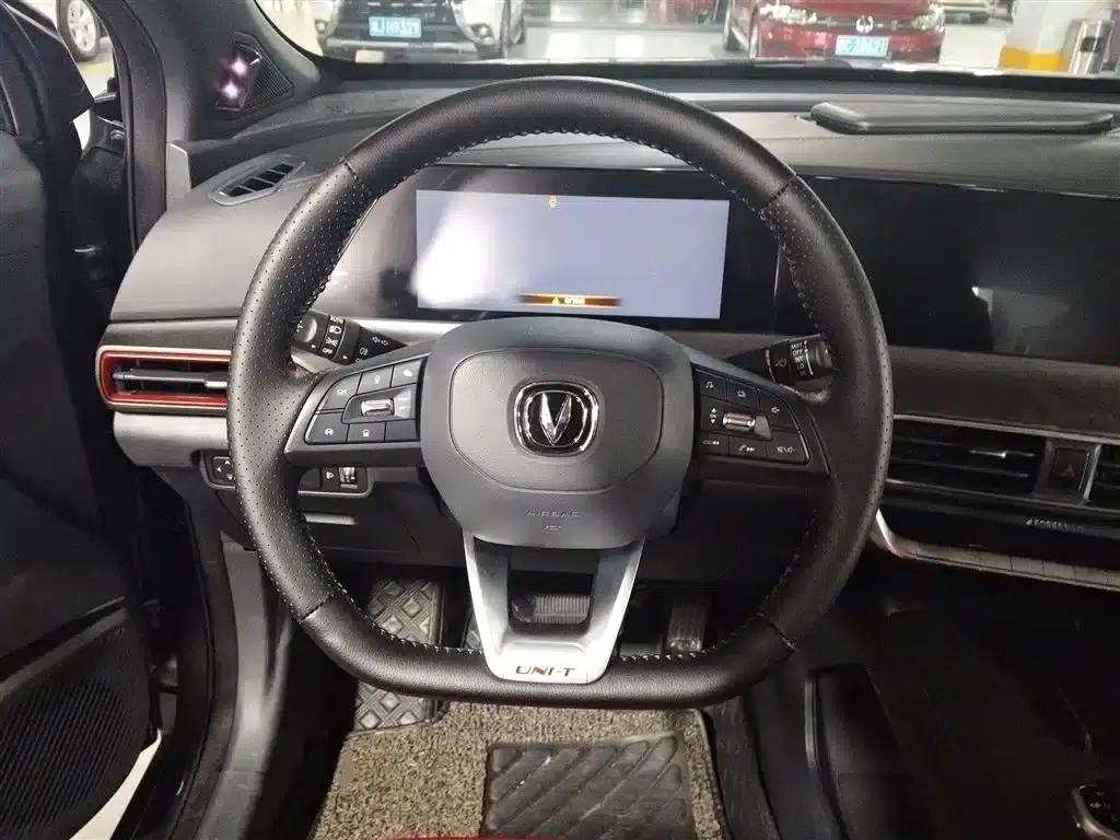 Changan UNI-T 2020 1.5T Premium Edition — миниатюра 3