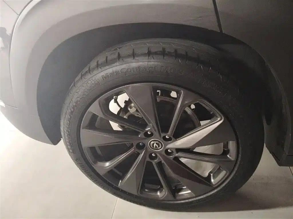 Changan UNI-T 2020 1.5T Premium Edition — миниатюра 21