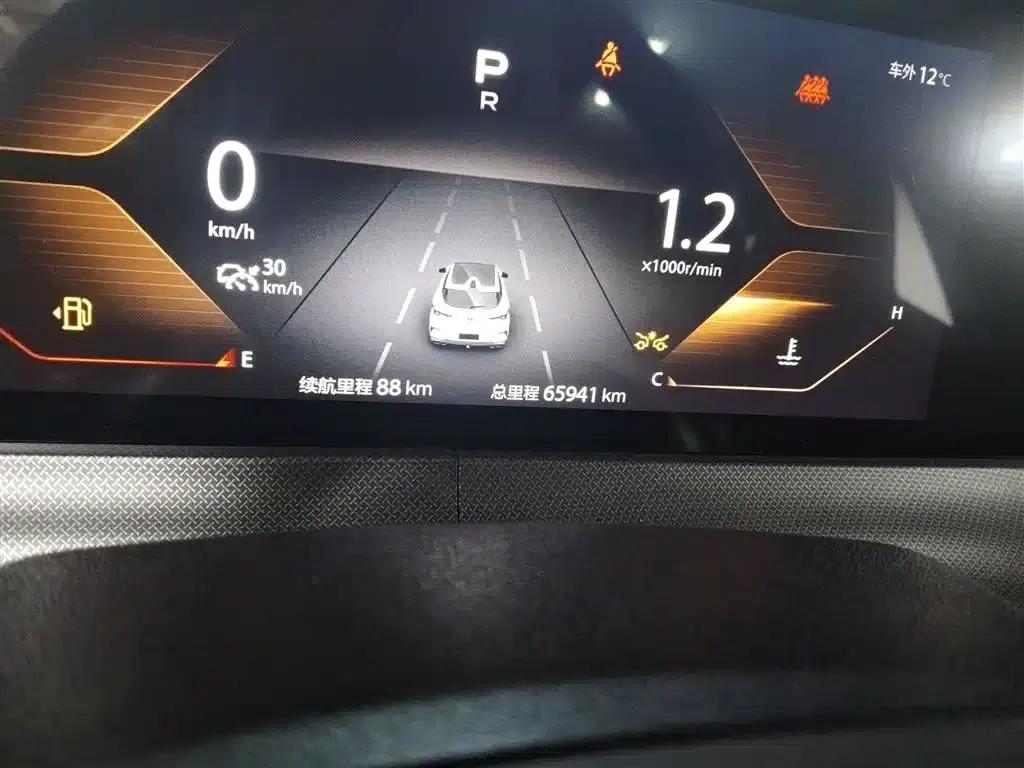 Changan UNI-T 2020 1.5T Premium Edition — миниатюра 4