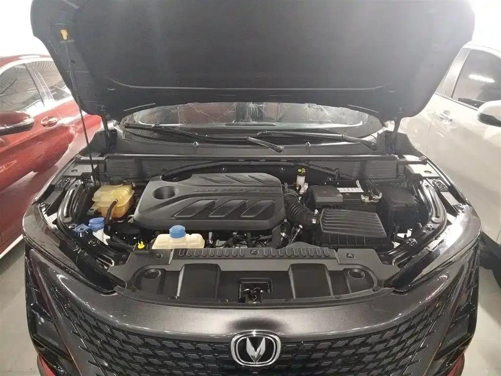 Changan UNI-T 2020 1.5T Premium Edition — миниатюра 10