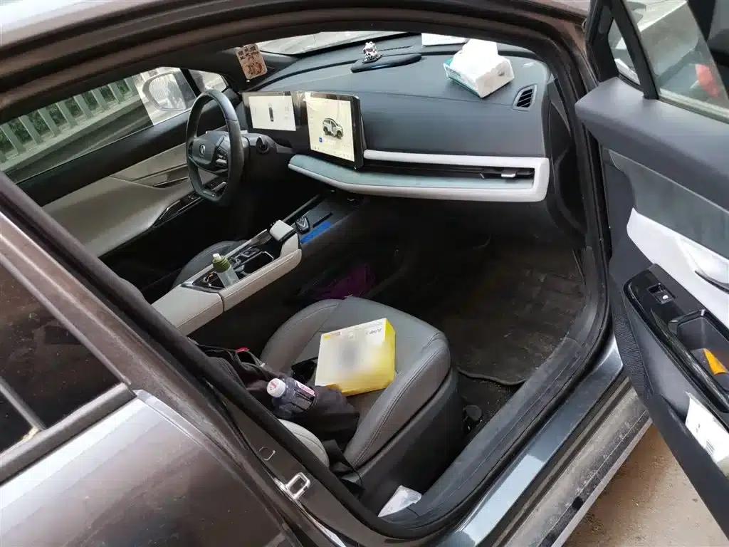 Changan UNI-T 2023 Second Generation 1.5T Premium Edition — миниатюра 20