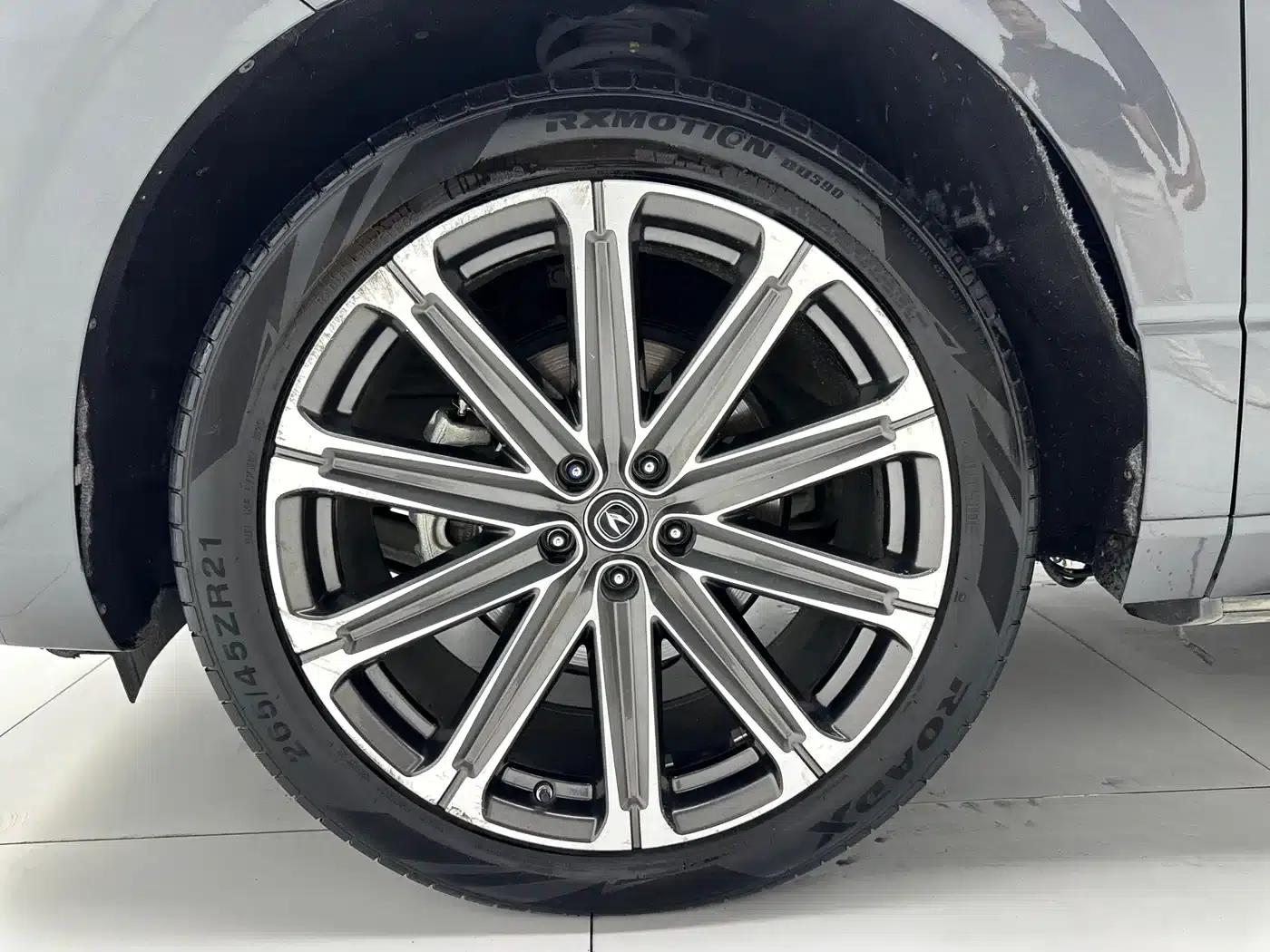 Changan UNI-K 2021 2.0T All-Wheel Drive Premium Edition — миниатюра 18