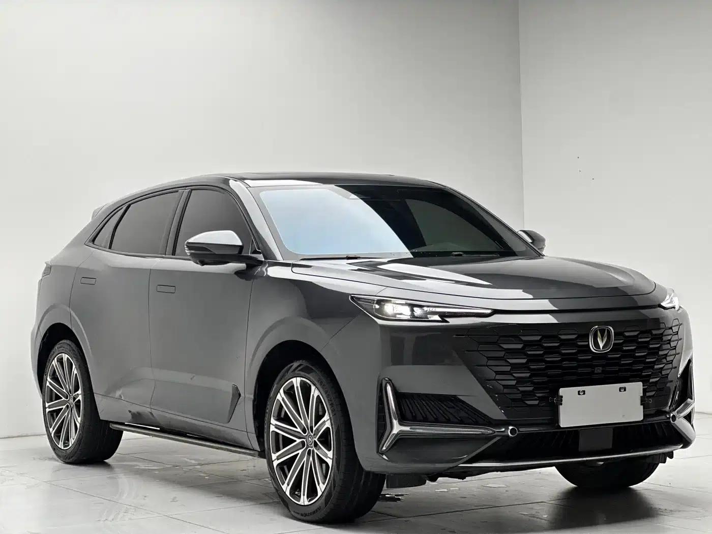 Changan UNI-K 2021 2.0T All-Wheel Drive Premium Edition — миниатюра 3