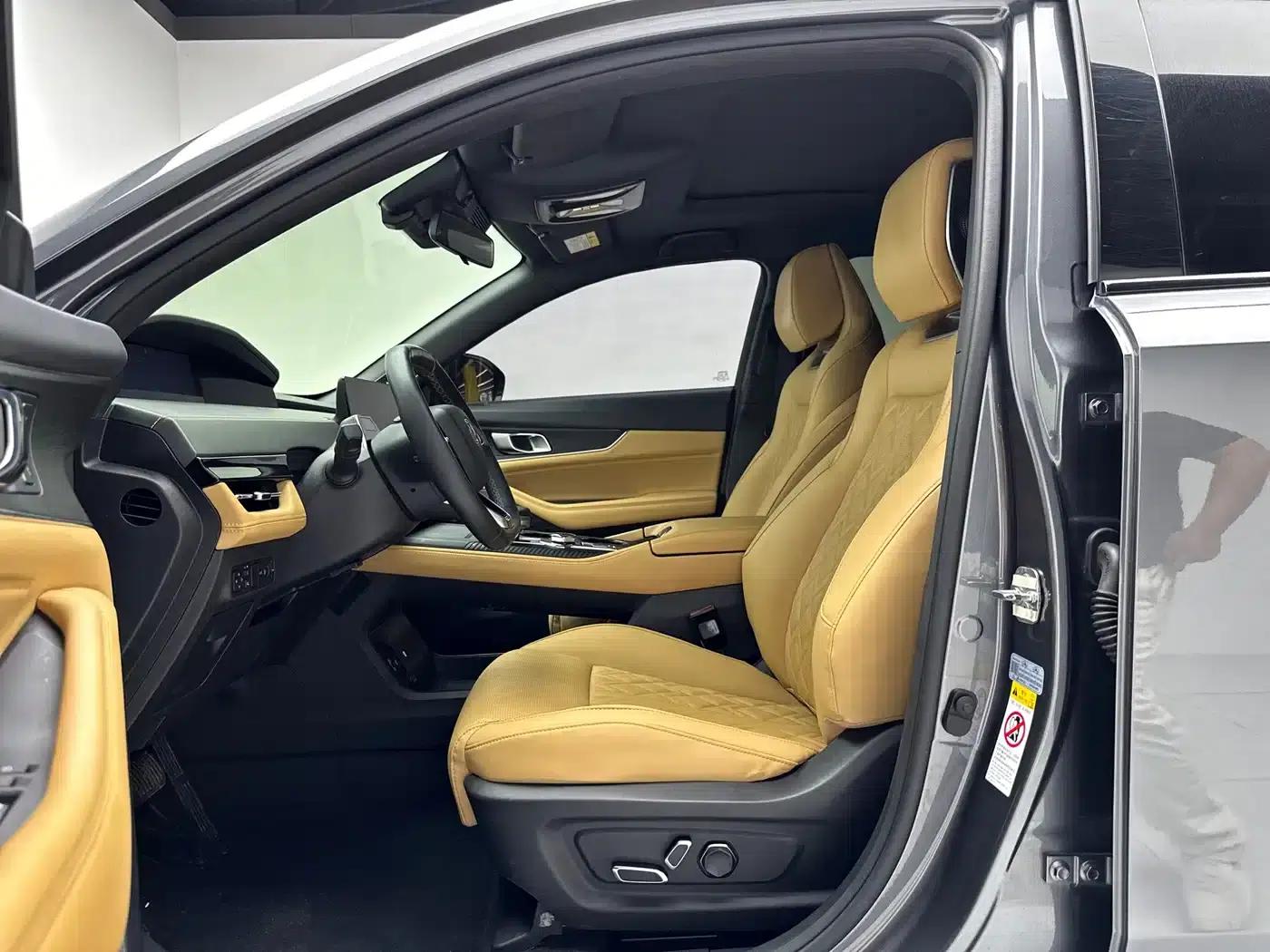Changan UNI-K 2021 2.0T All-Wheel Drive Premium Edition — миниатюра 4