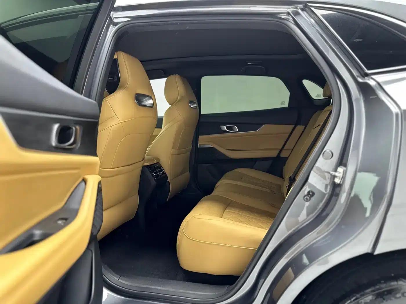 Changan UNI-K 2021 2.0T All-Wheel Drive Premium Edition — миниатюра 5