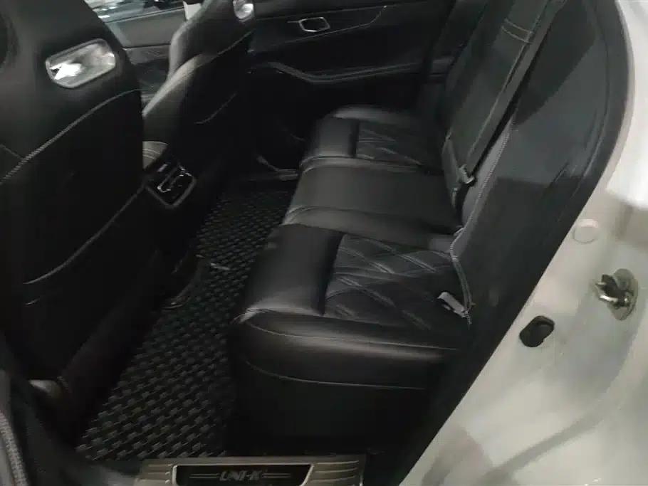 Changan UNI-K 2024 2.0T 2WD Global Edition — миниатюра 11