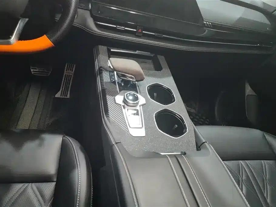 Changan UNI-K 2024 2.0T 2WD Global Edition — миниатюра 16