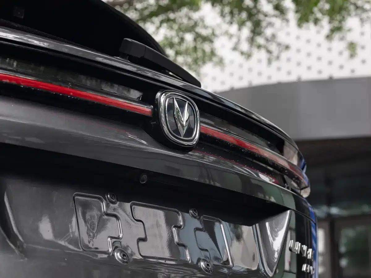 Changan UNI-K 2021 2.0T All-Wheel Drive Premium Edition — миниатюра 13