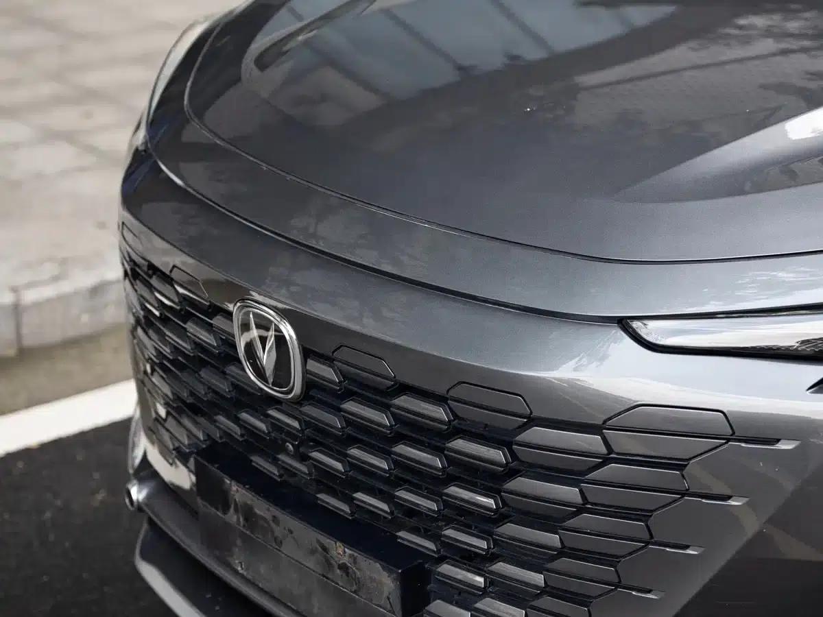 Changan UNI-K 2021 2.0T All-Wheel Drive Premium Edition — миниатюра 4