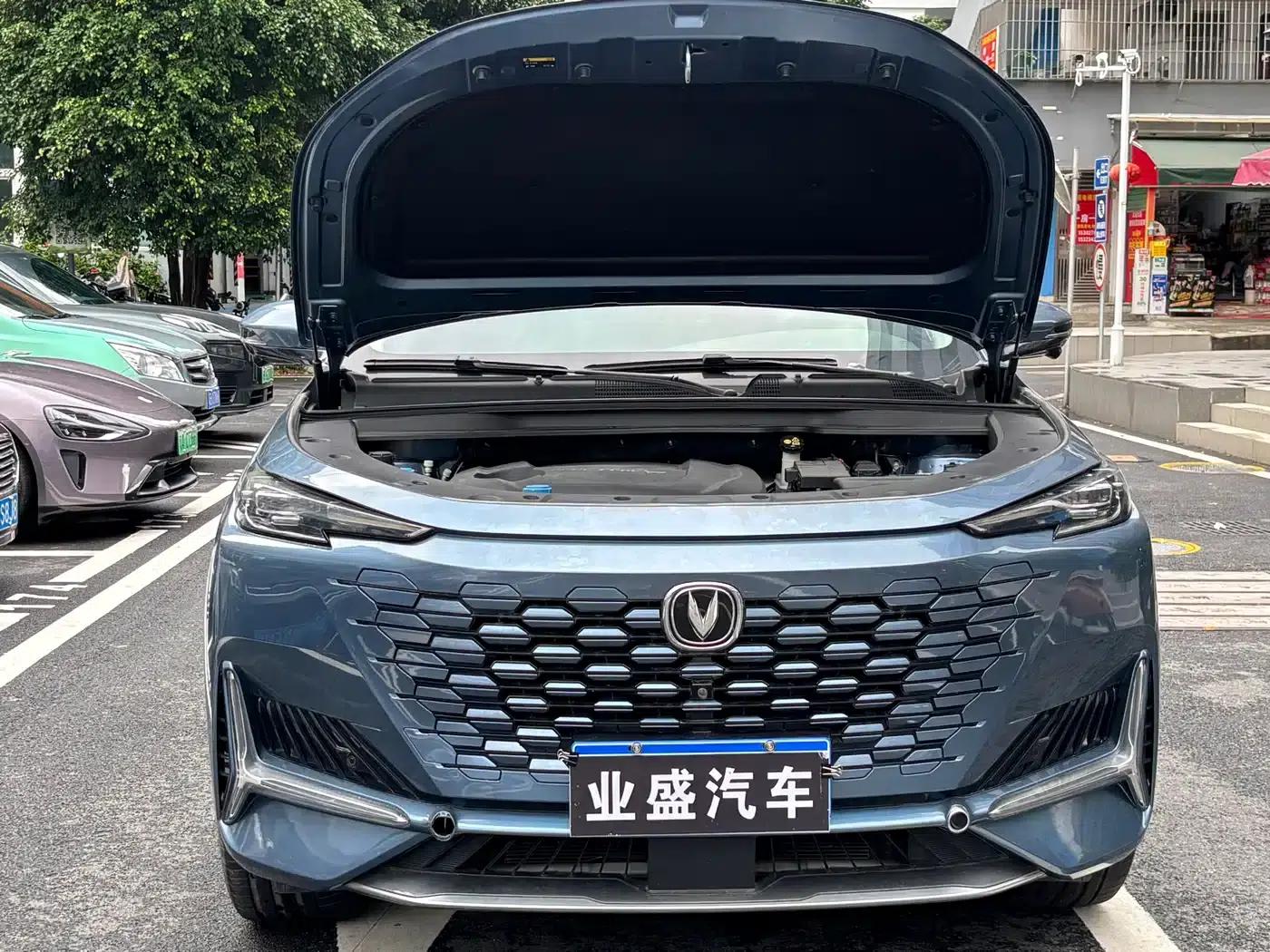 Changan UNI-K 2021 2.0T Premium Edition — миниатюра 13