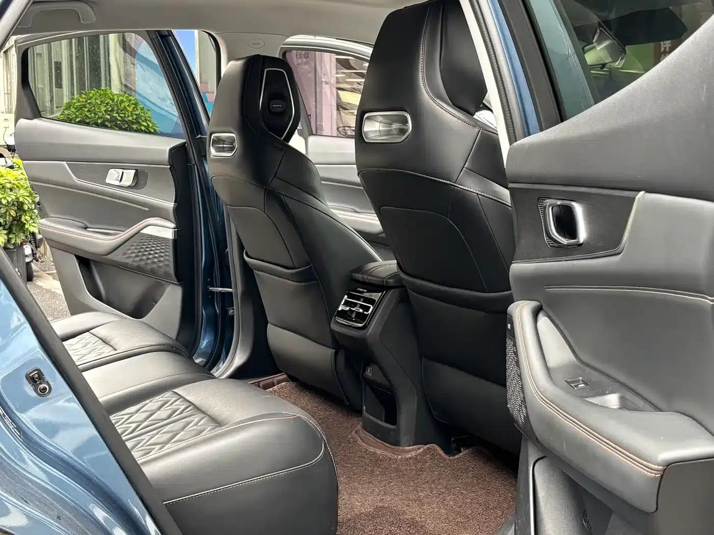Changan UNI-K 2021 2.0T Premium Edition — миниатюра 8
