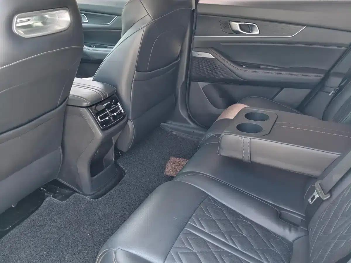 Changan UNI-K 2021 2.0T Premium Edition — миниатюра 9