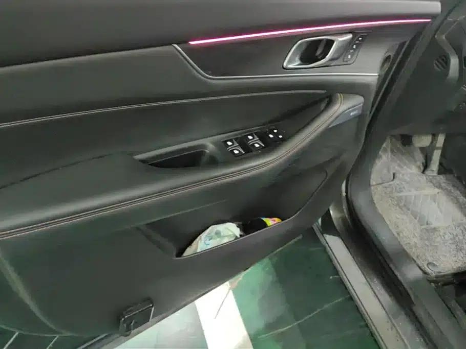 Changan UNI-K 2021 2.0T Premium Edition — миниатюра 7