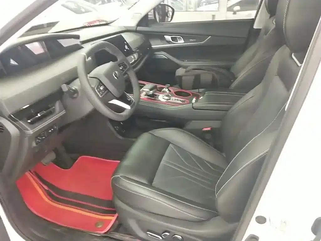 Changan UNI-K 2023 2.0T 2WD Yue Shang Edition — миниатюра 15