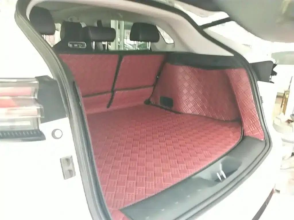 Changan UNI-K 2023 2.0T 2WD Yue Shang Edition — миниатюра 19