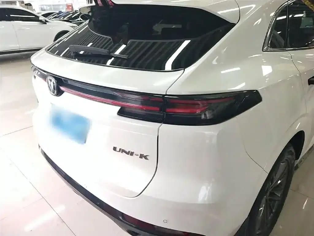 Changan UNI-K 2023 2.0T 2WD Yue Shang Edition — миниатюра 7
