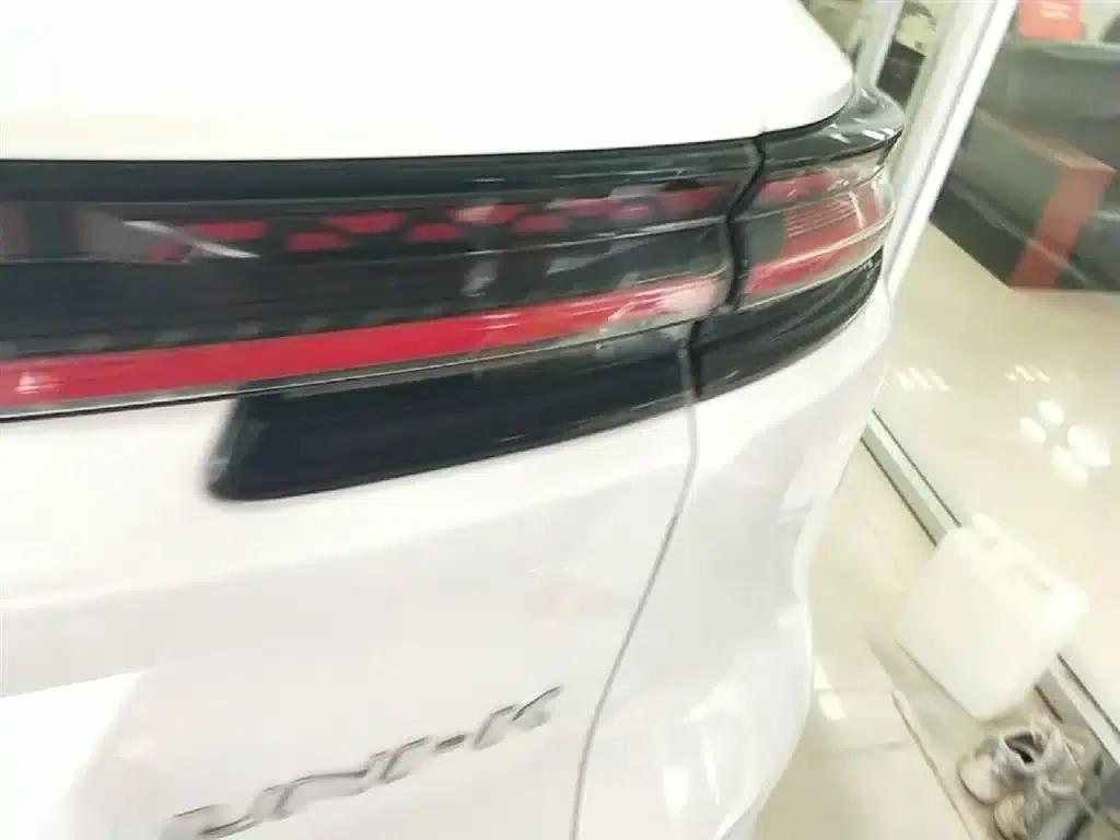 Changan UNI-K 2023 2.0T 2WD Yue Shang Edition — миниатюра 8
