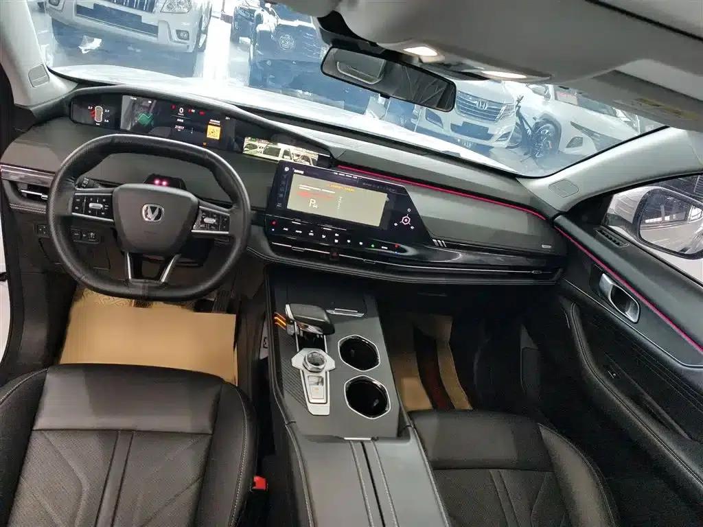 Changan UNI-K 2023 2.0T 2WD Enjoy Edition — миниатюра 12