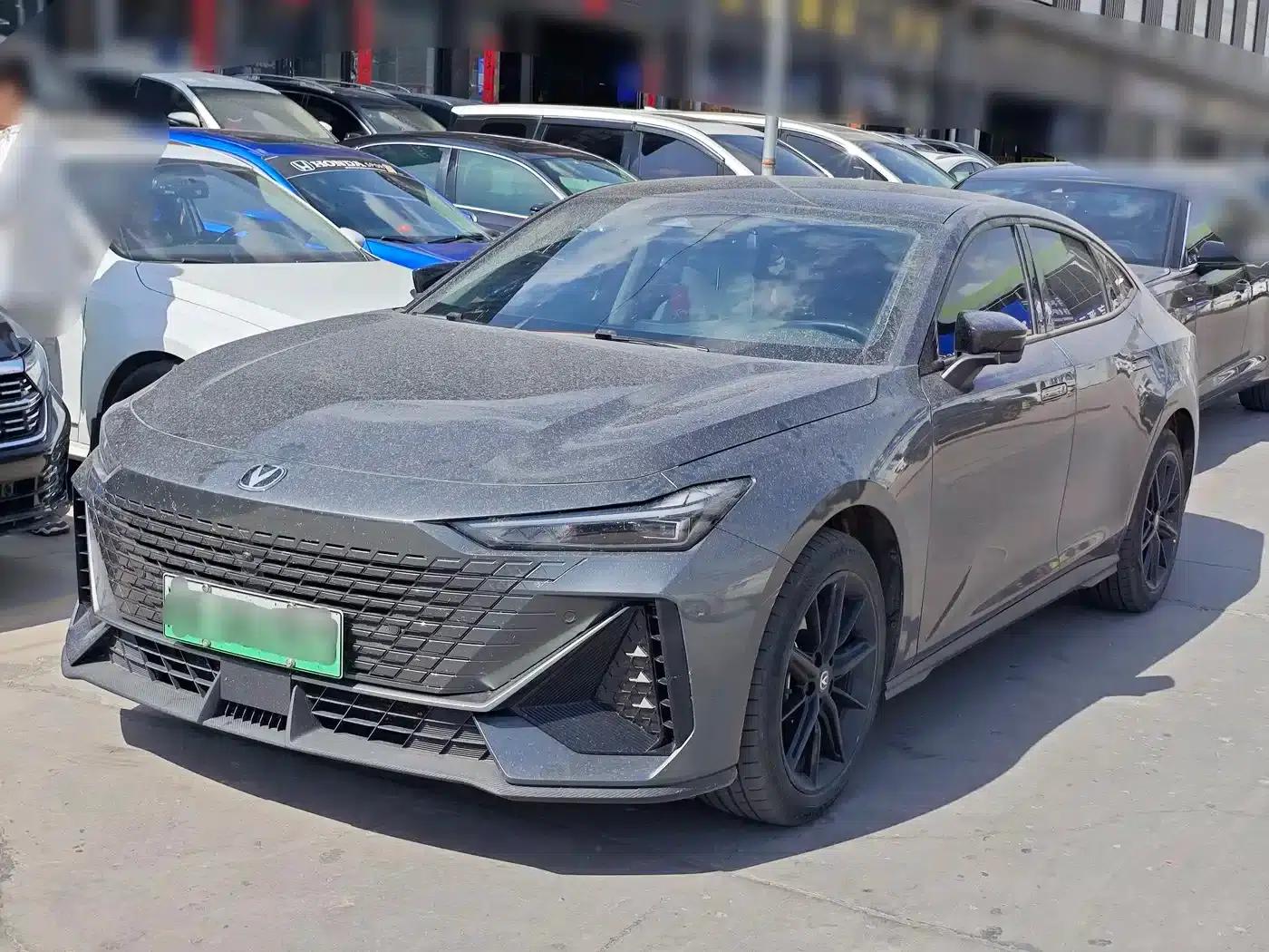 Changan UNI-V Smart Electric iDD 2023 Model, Smart Electric iDD 1.5T, 113km/h Smart Cool Edition — миниатюра 1