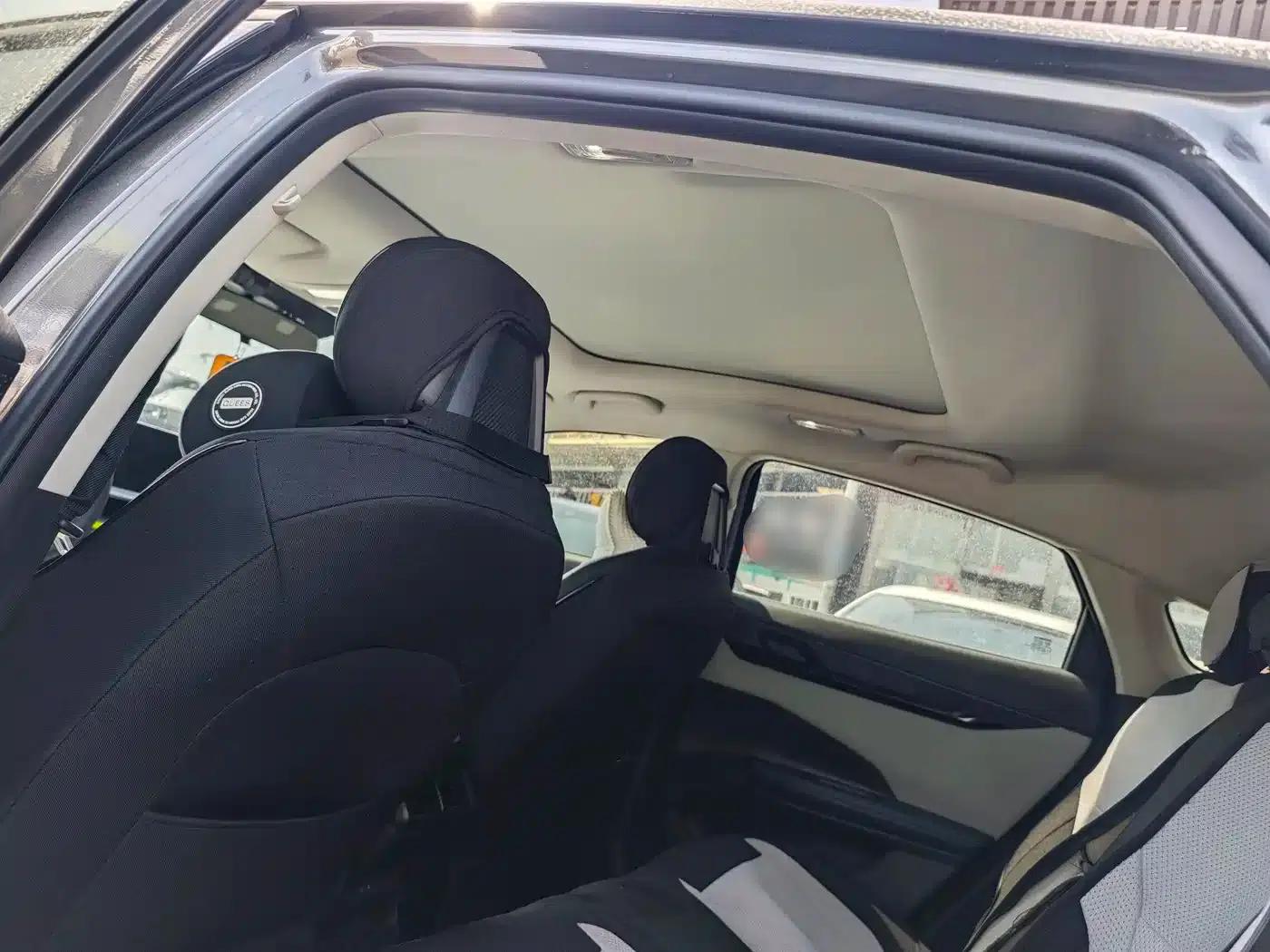 Changan UNI-V Smart Electric iDD 2023 Model, Smart Electric iDD 1.5T, 113km/h Smart Cool Edition — миниатюра 10