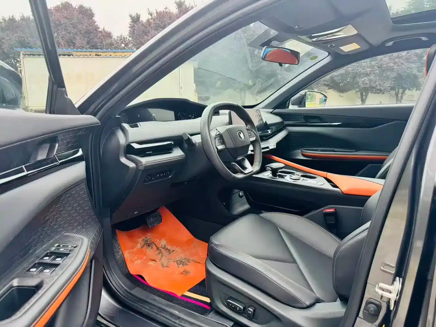 Changan UNI-V Smart Electric iDD 2024 Model Blue Whale Smart Electric iDD 136km Smart Cool Edition — миниатюра 5
