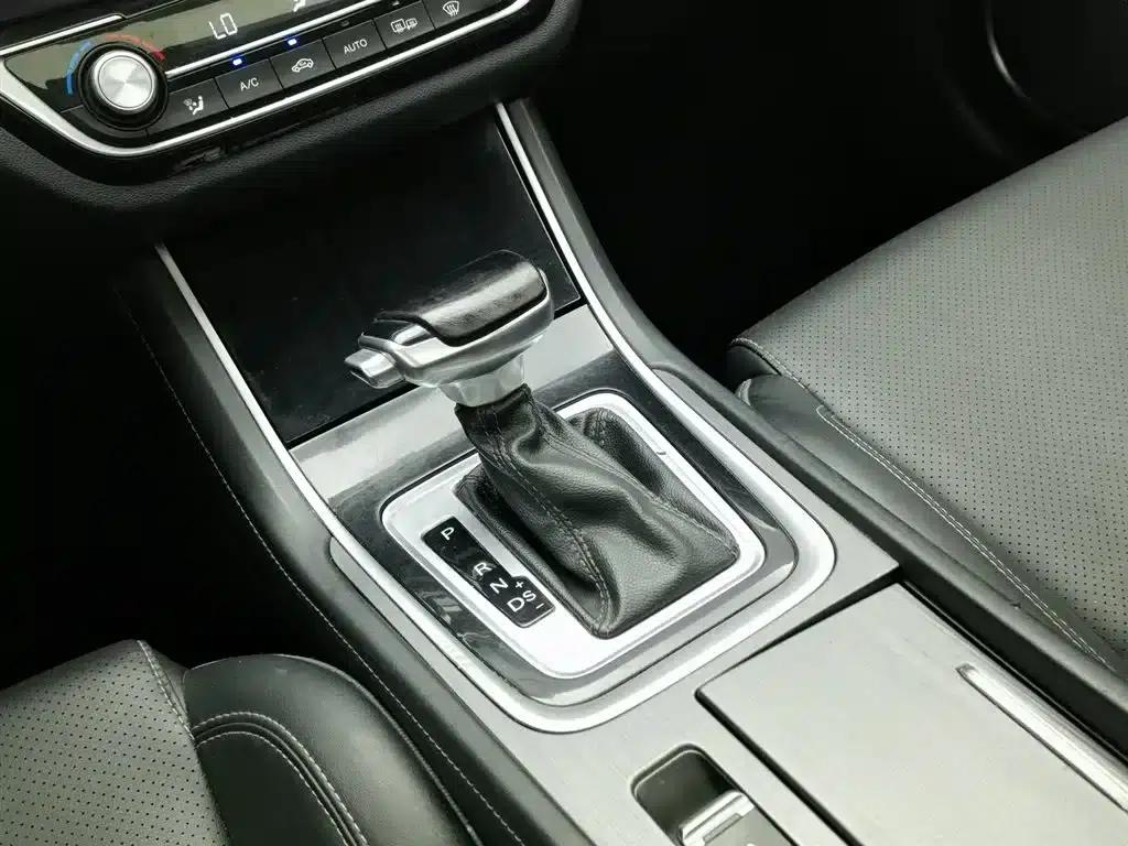Ruicheng CC 2021 Blue Whale Edition 1.5T DCT Luxury — миниатюра 13