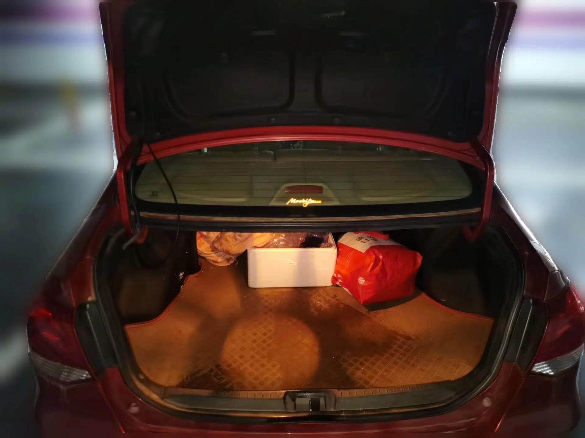 Great Wall C30 2013 1.5L CVT Luxury Model — миниатюра 20
