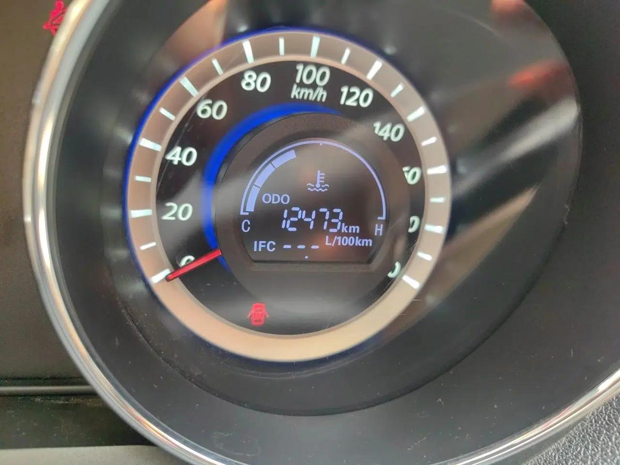 Great Wall C30 2013 1.5L Manual Luxury Model — миниатюра 13